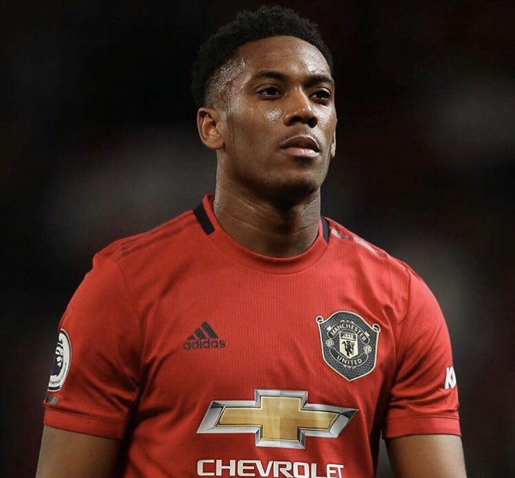 Martial scores winner in Manchester Derby