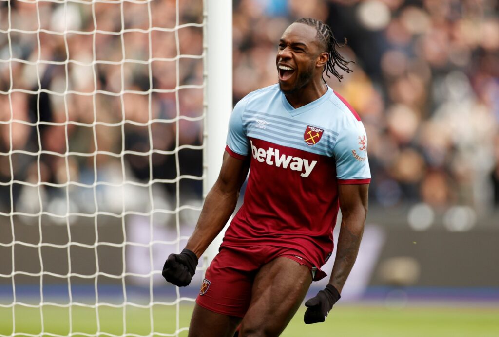 Michail Antonio ~ FPL Budget Strikers (£4.5 – £6.5 Mil) Analysis Ahead Of 2021/22 Season