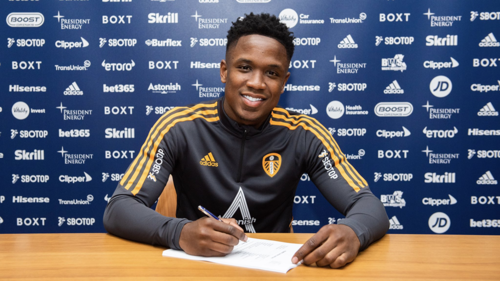 Luis Sinisterra 22/23 Premier League new signing for Leeds from Feyenoord 