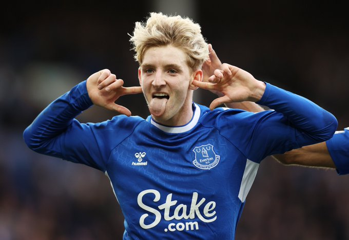 Everton scored 3 goals in a game where Gordon and Calvert-Lewin looked impressive. Gordon had the 2nd highest xG of 0.97 among all players. ~ FPL GW13 Review