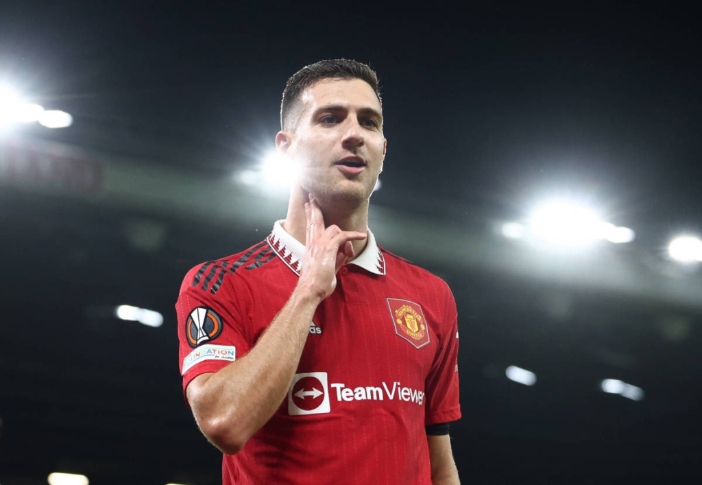 FPL GW17 Must Own players- Dalot