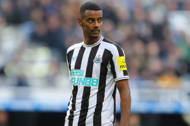 FPL Gameweek 38 Transfer Tips: Player to SELL ~ Alexander Isak