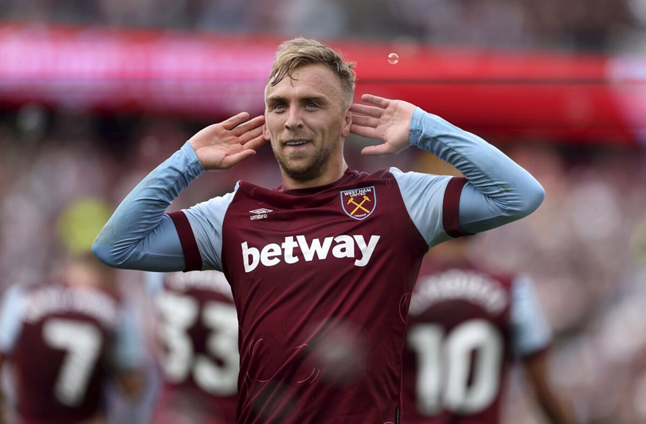 FPL GW27 Transfer Tips: Two Players to HOLD- Jarod Bowen