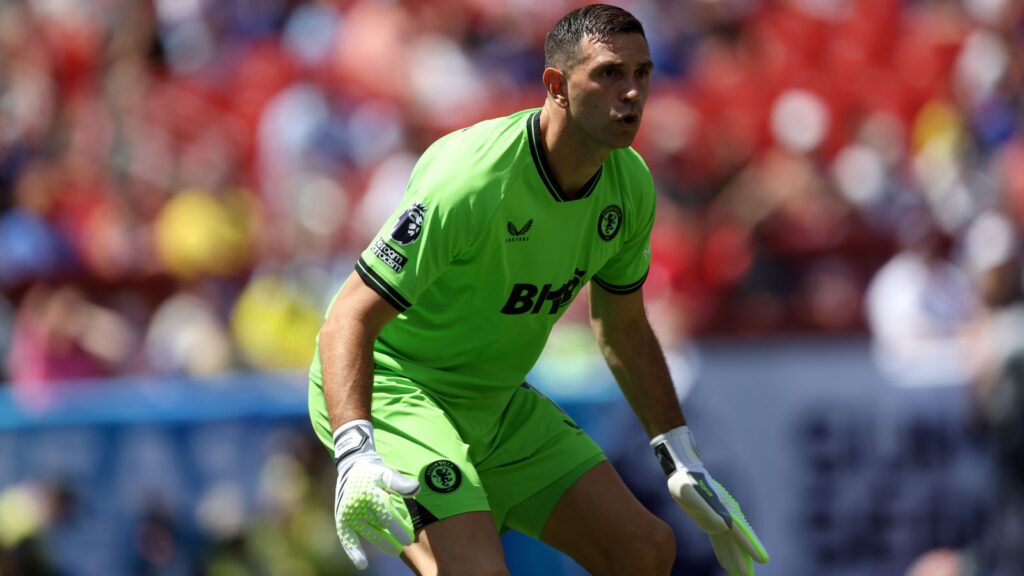 Best FPL Goalkeepers - Emi Martinez