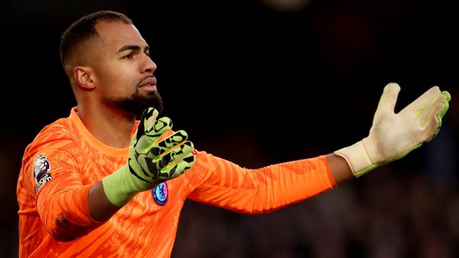 FPL GW25 Transfer Tips: Two Players to SELL- Sanchez