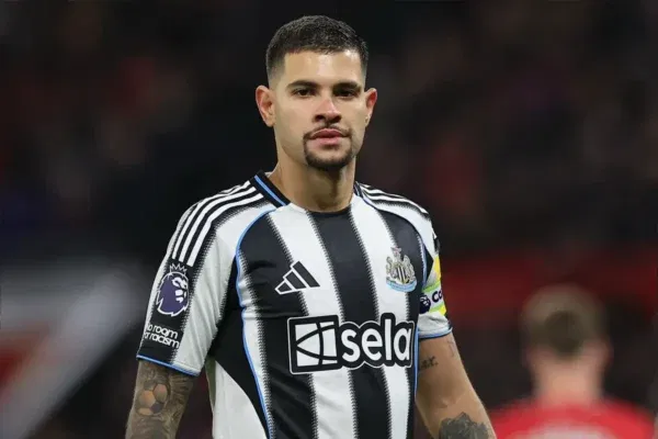 FPL Gameweek 19 Transfer Tips: Two Players to Buy, Hold, & Sell