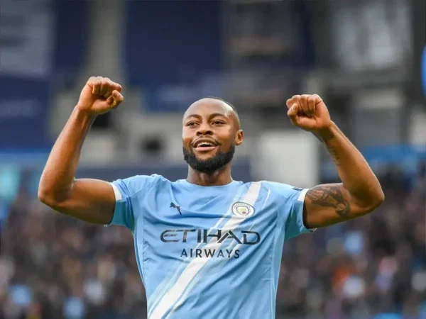FPL Gameweek 33 Transfer Tips: Two Players to Buy, Hold, & Sell
